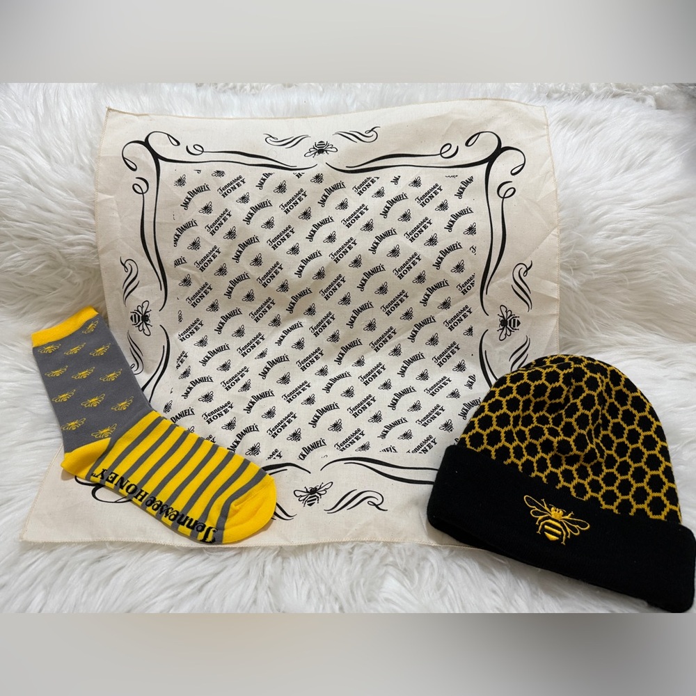 Jack Daniels Tennessee Honey reversible beanie, bandanna scarf, socks bee bundle